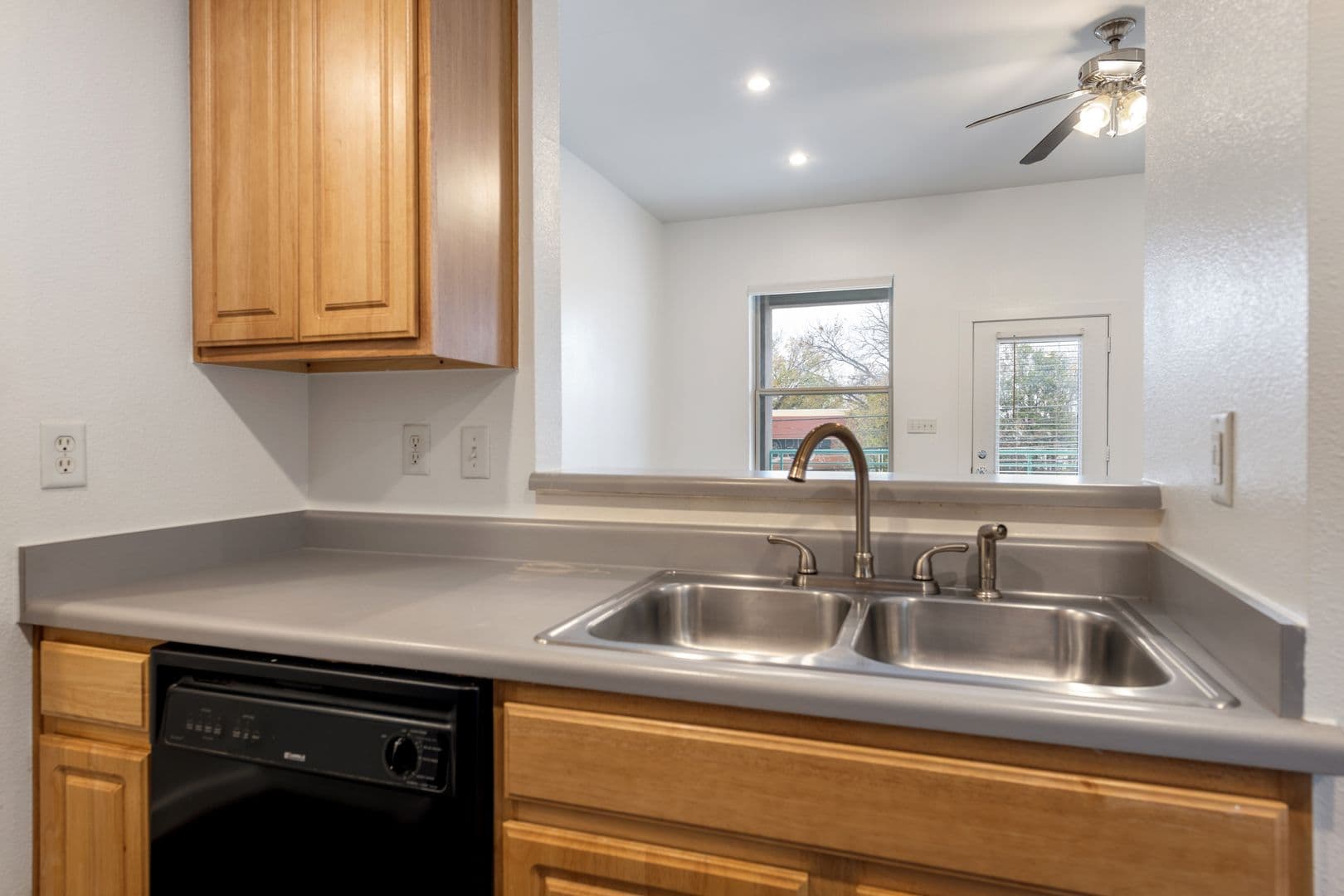 Austin Apartment: 2601 East 7th Street