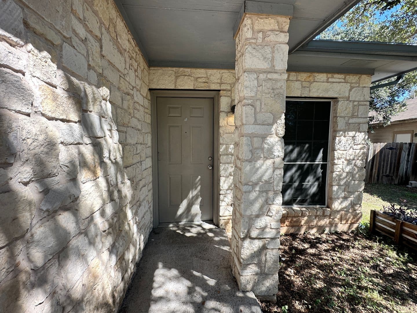 Austin Apartment: 8706 Weiser