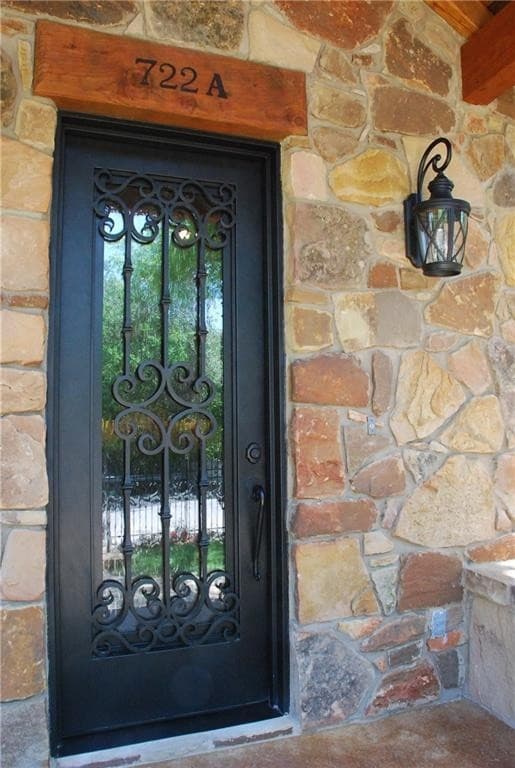 Austin Apartment: 722 Harris Avenue
