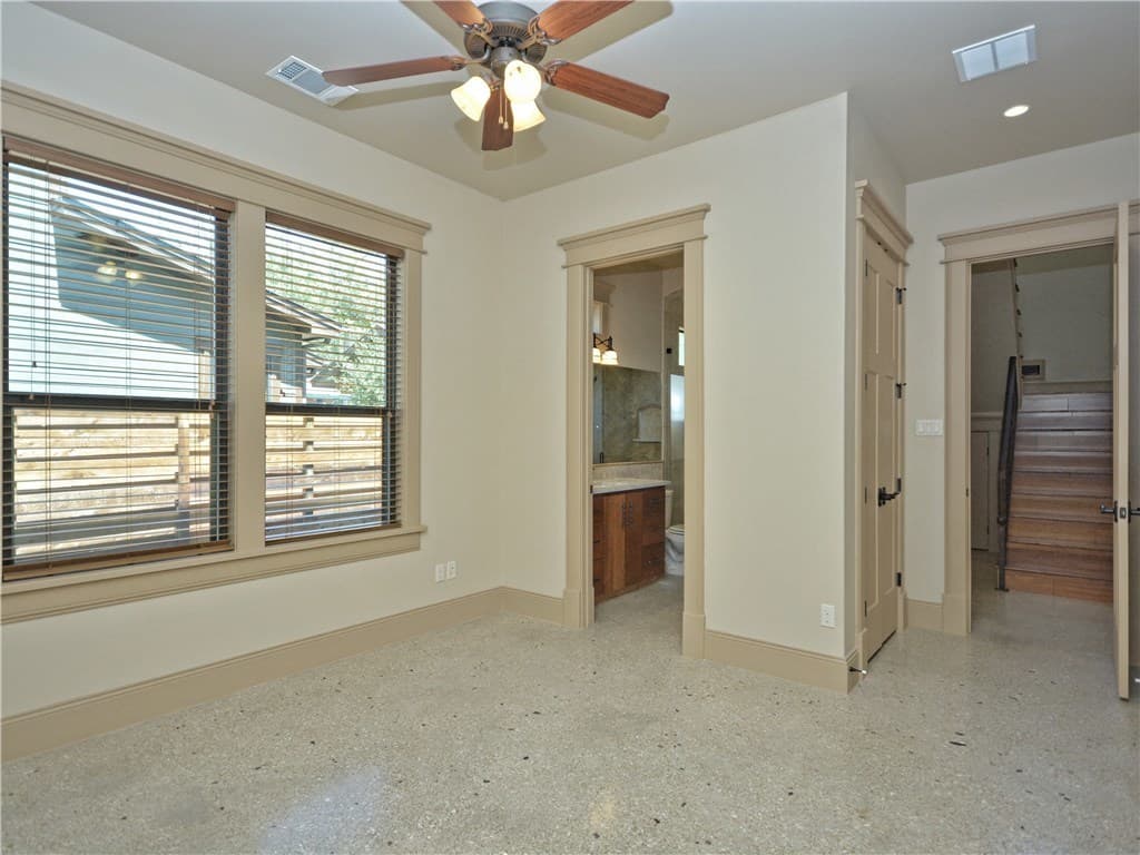 Austin Apartment: 722 Harris Avenue