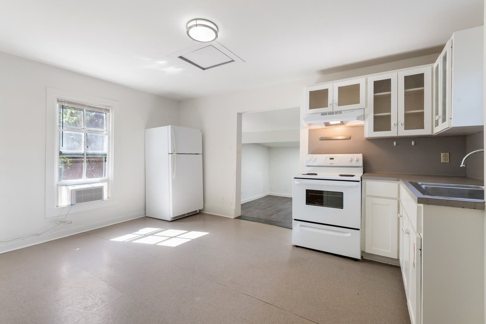 Austin Apartment: 2810 San Pedro Street
