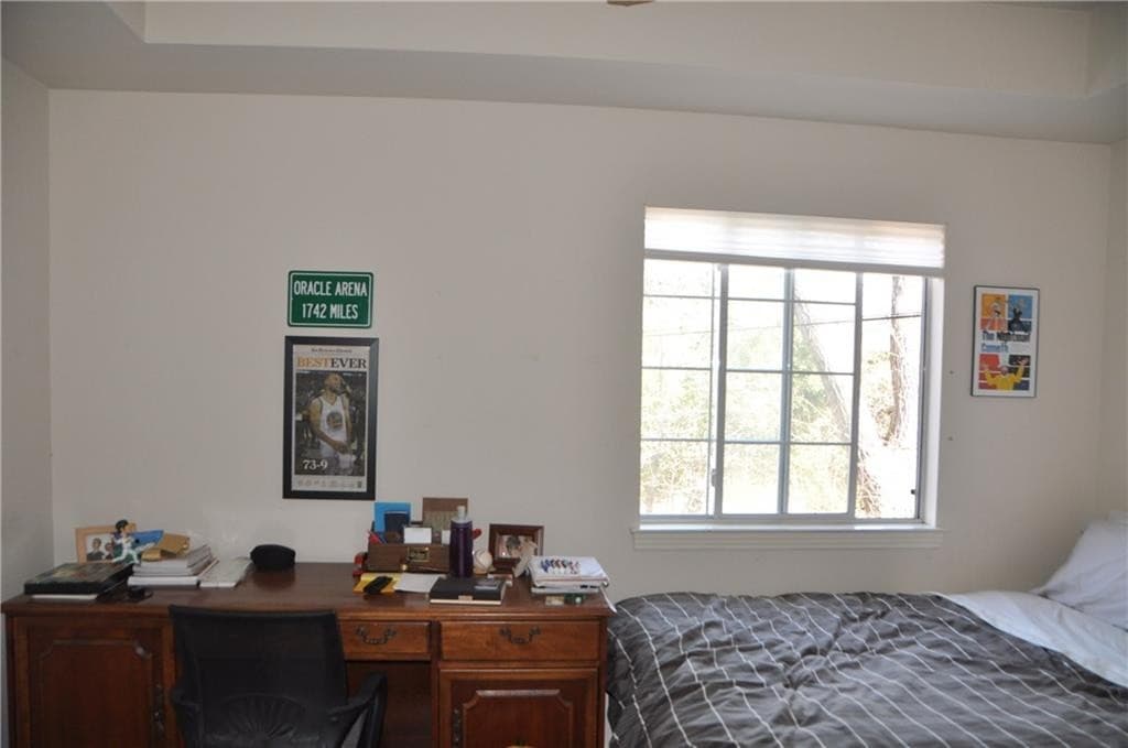 Austin Apartment: 609 East 49th Street