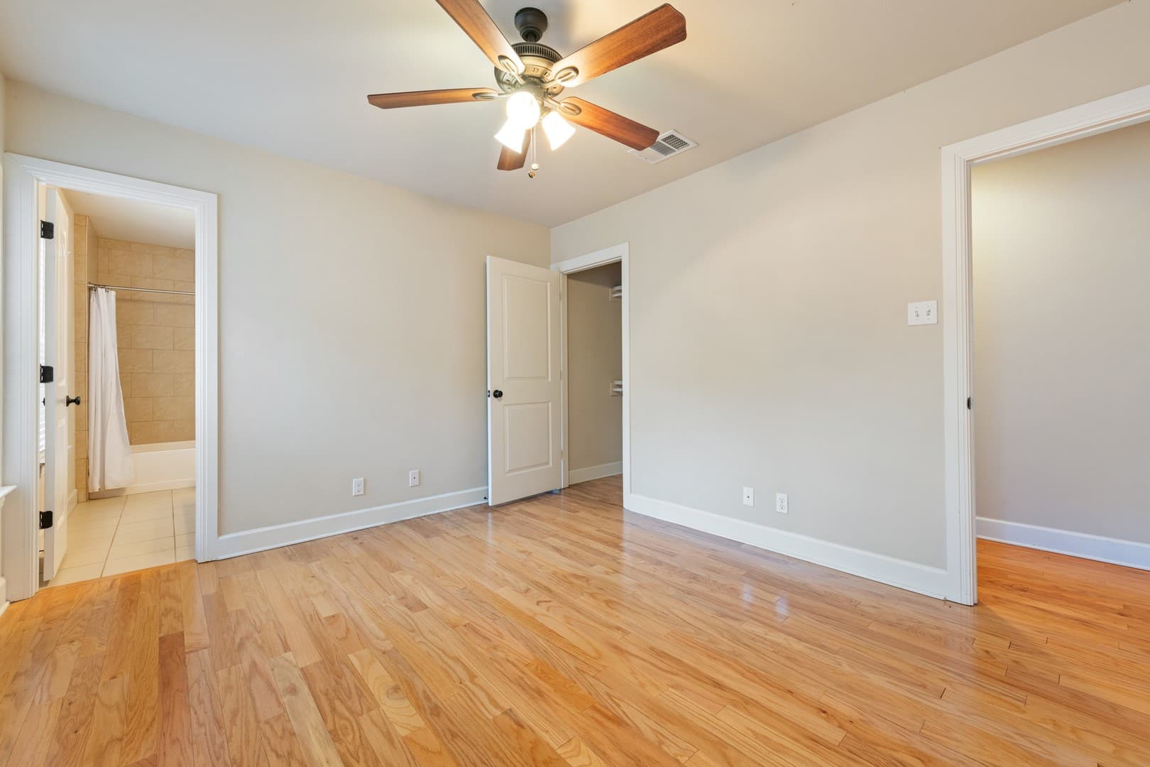 Austin Apartment: 921 East 37th Street