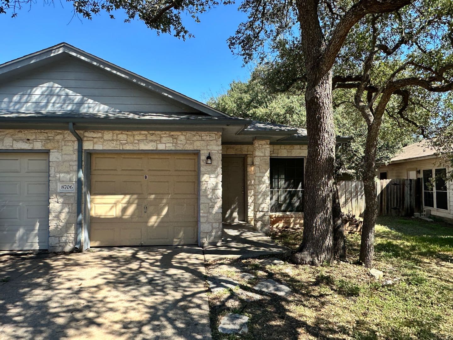 Austin Apartment: 8706 Weiser