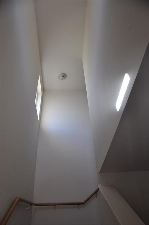 Austin Apartment: 609 East 49th Street