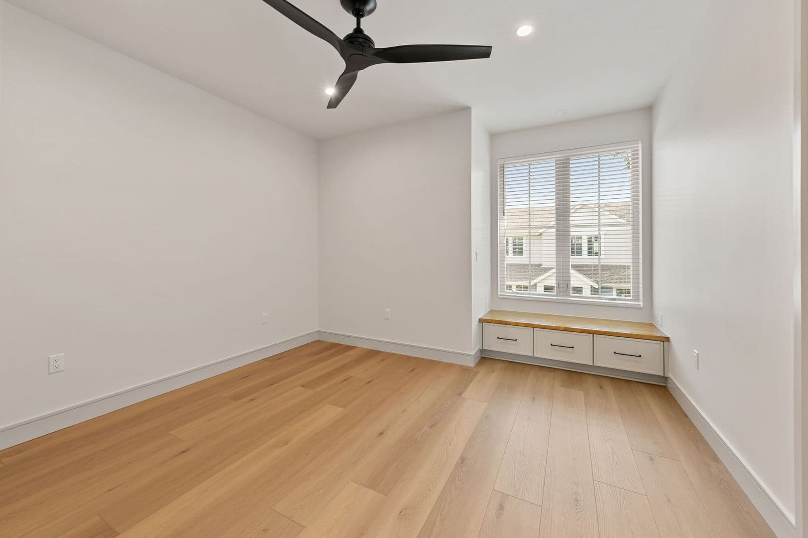 Austin Apartment: 917 E 37th Street