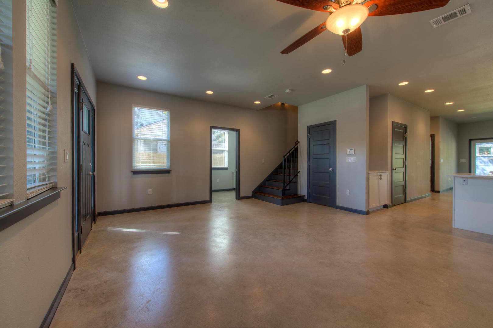 Austin Apartment: 3704 Harmon Ave