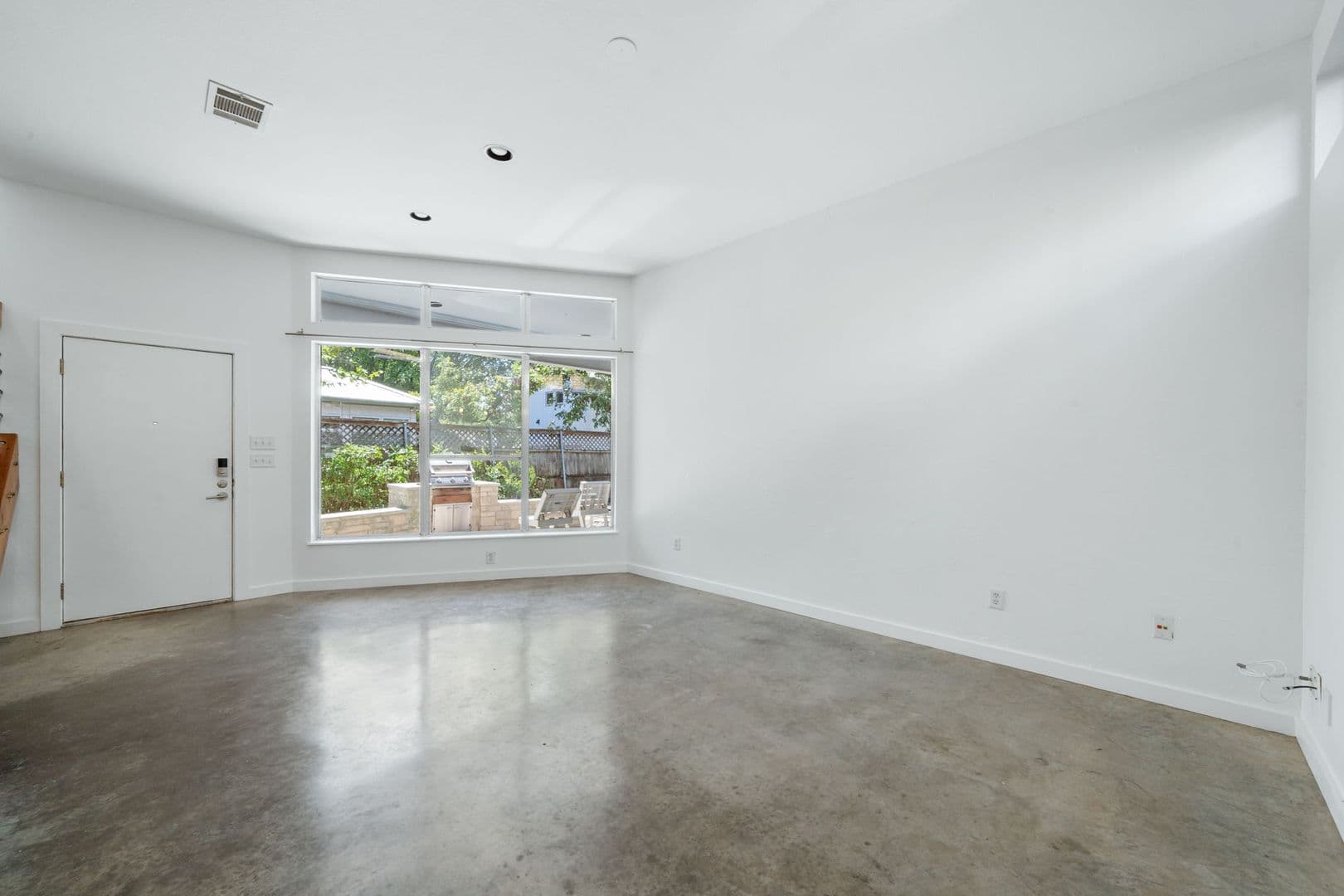 Austin Apartment: 707 East 47th Street