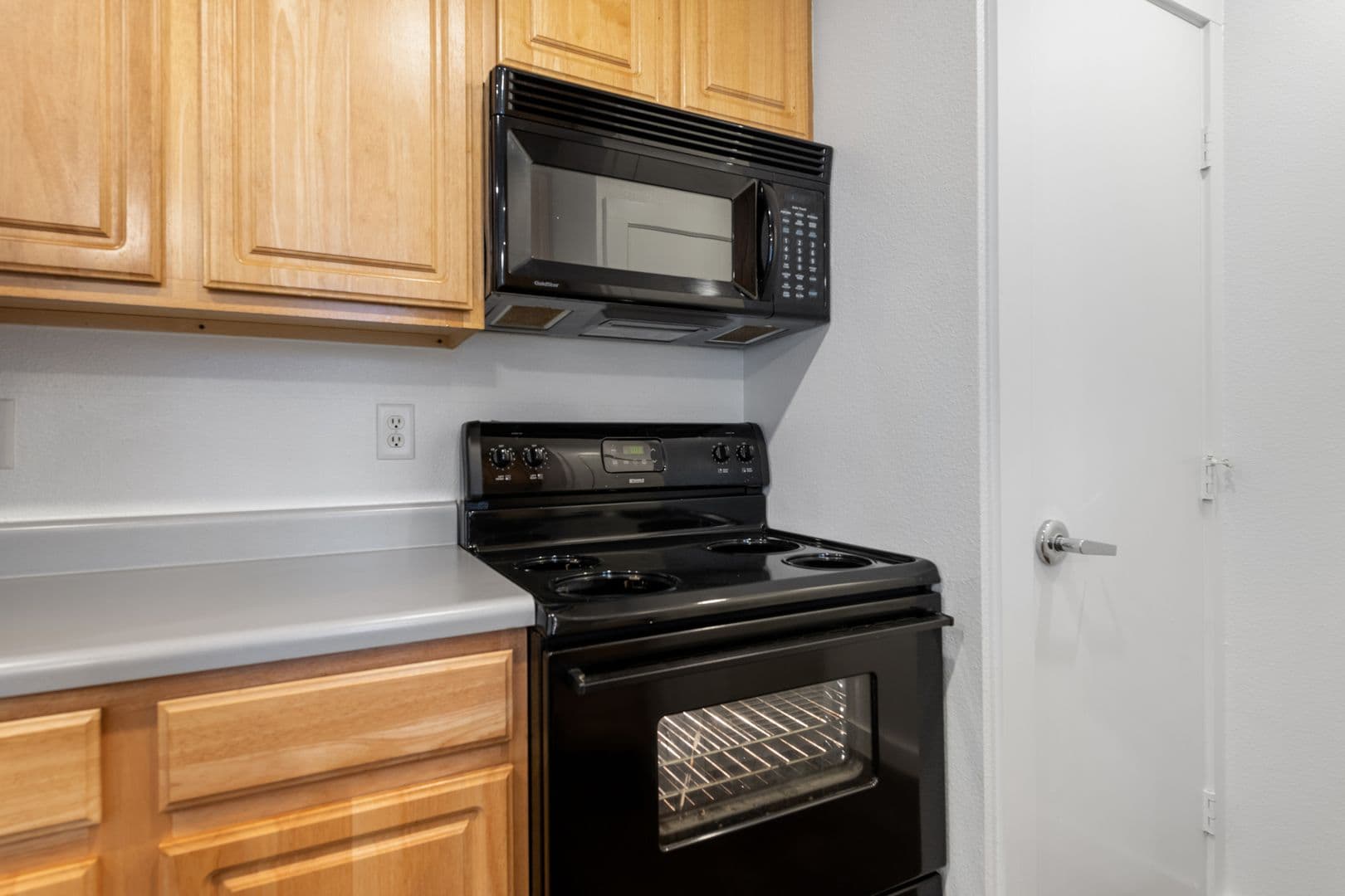 Austin Apartment: 2601 East 7th Street