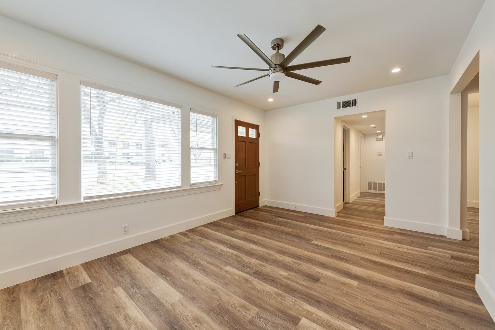 Austin House: 1021 East 45th Street