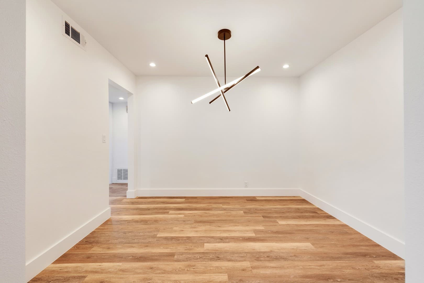 Austin House: 1021 East 45th Street