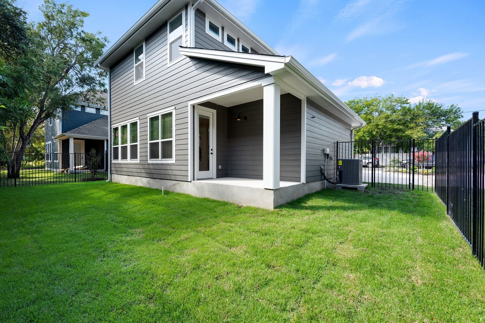 Austin House: 1203 West 22nd Street