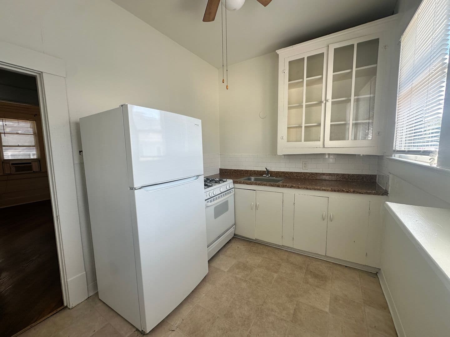 Austin Apartment: 106 West 38th Street