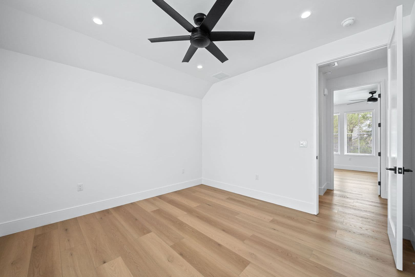 Austin House: 3900 Becker