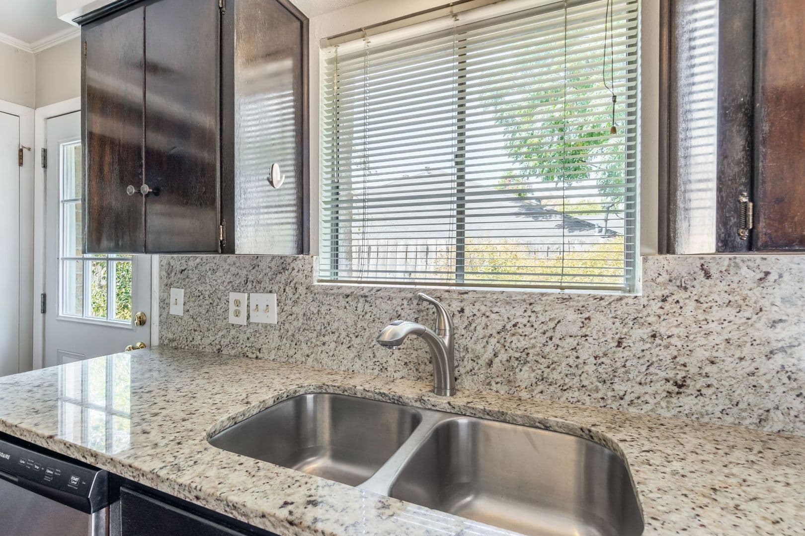 Austin Apartment: 1003 West Martin Luther King, Jr Blvd.