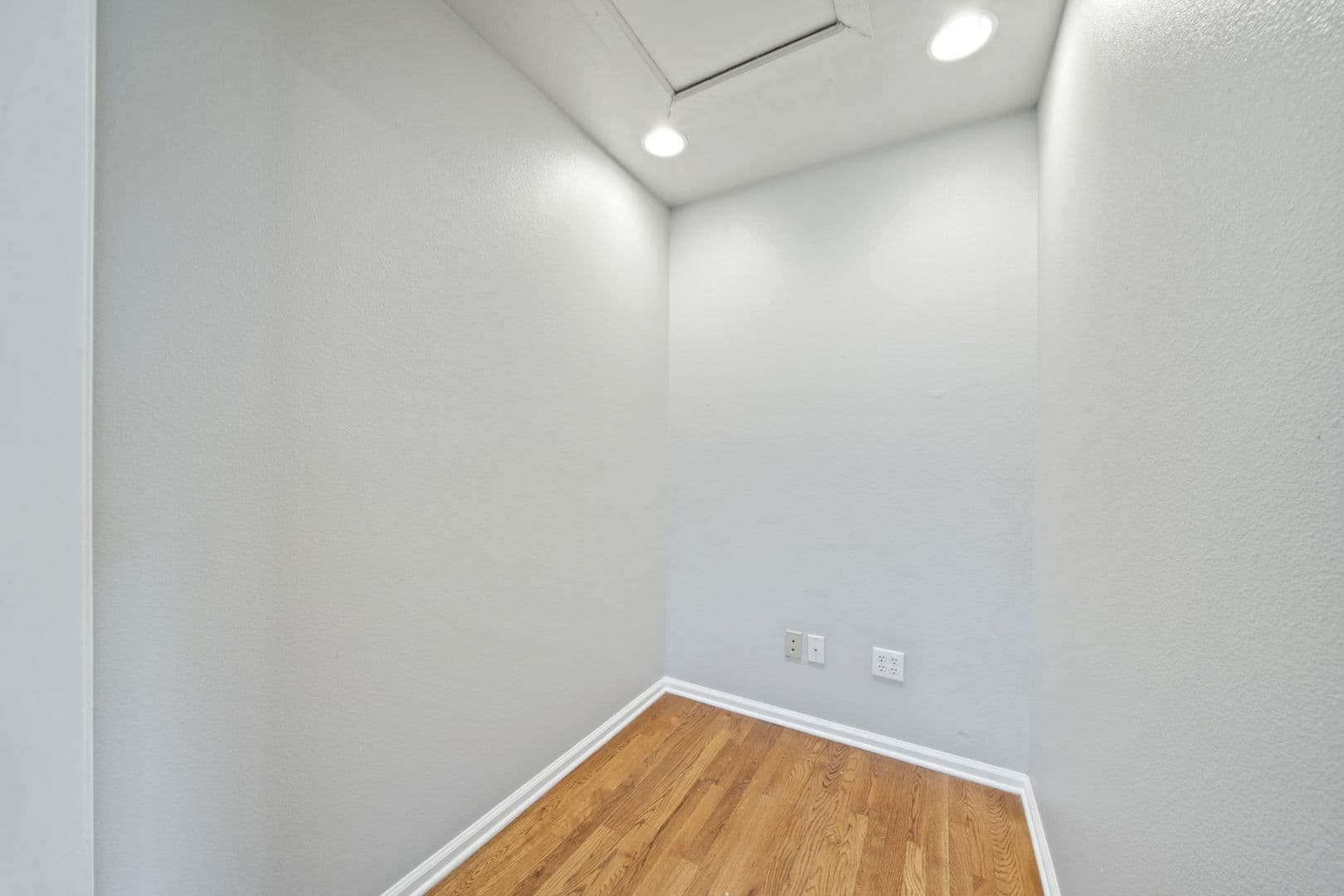 Austin Apartment: 4612 Bennett Avenue
