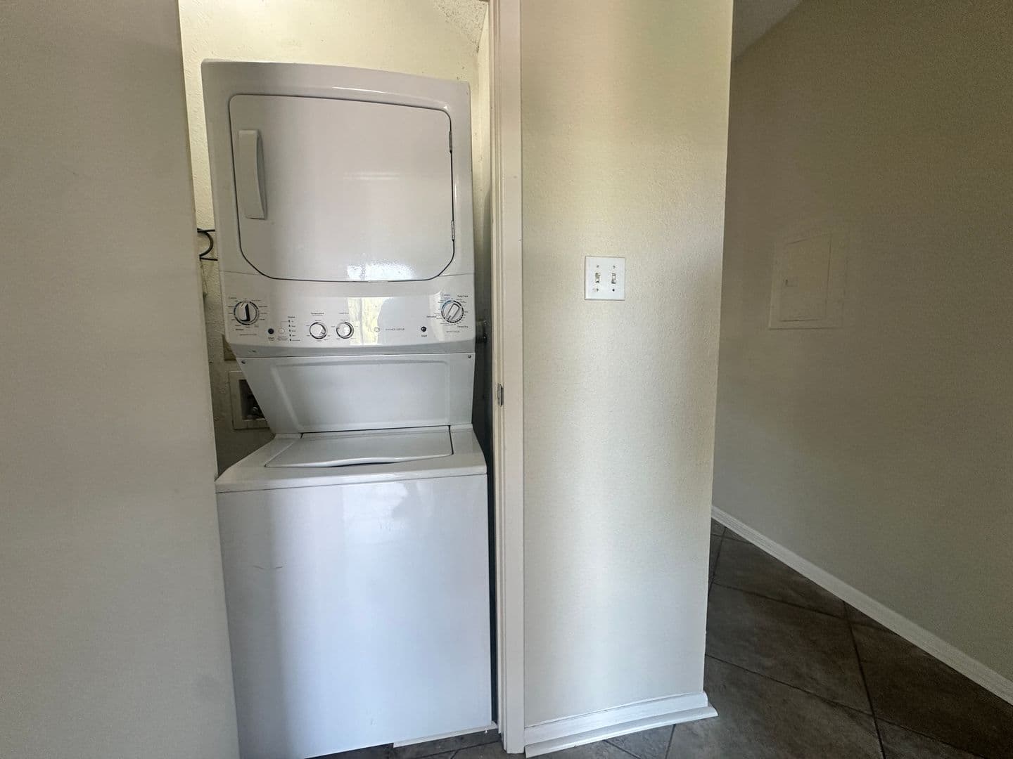 Austin House: 2901 San Jacinto #304