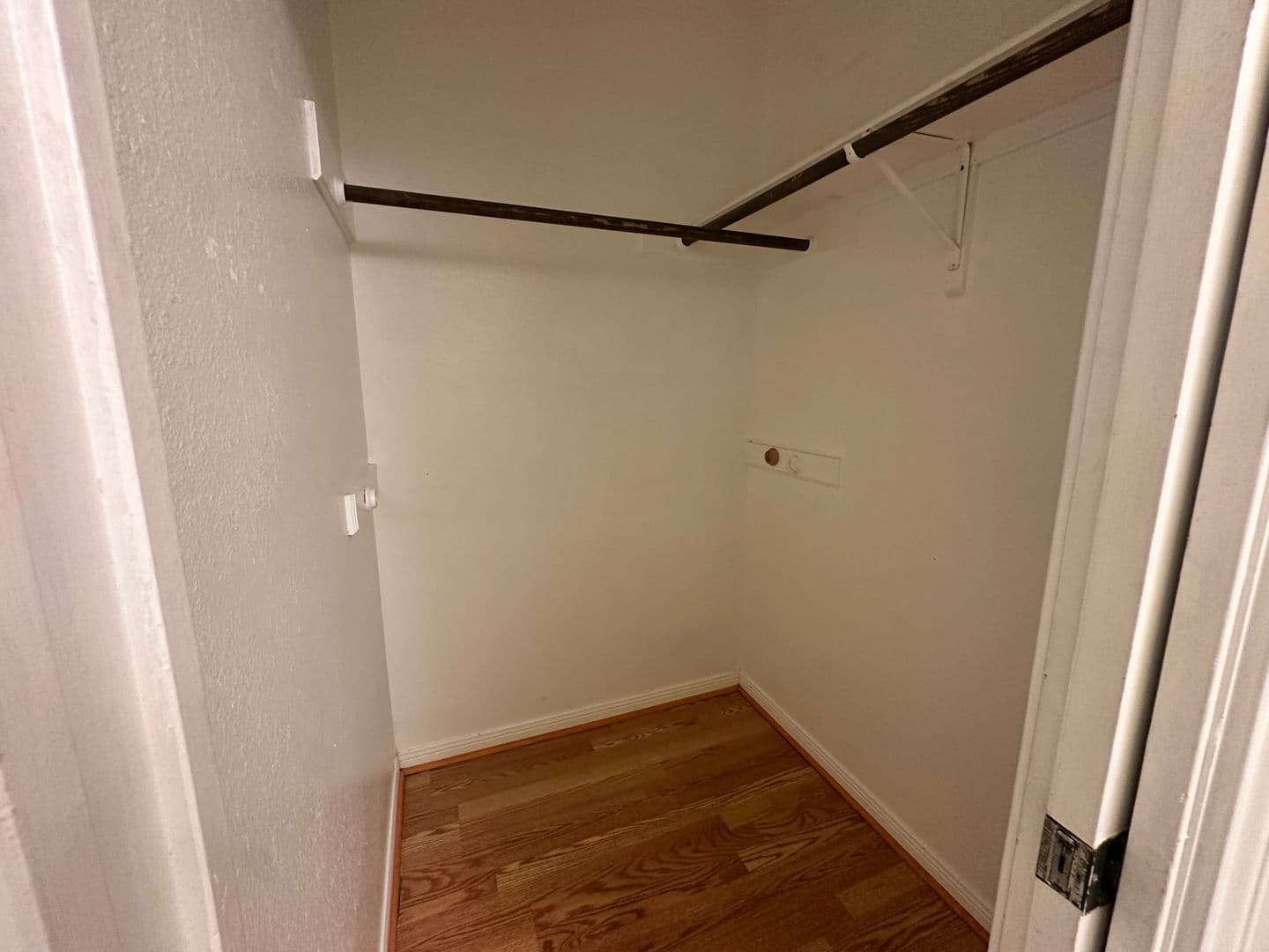 Austin House: 1906 Robbins Place, #308