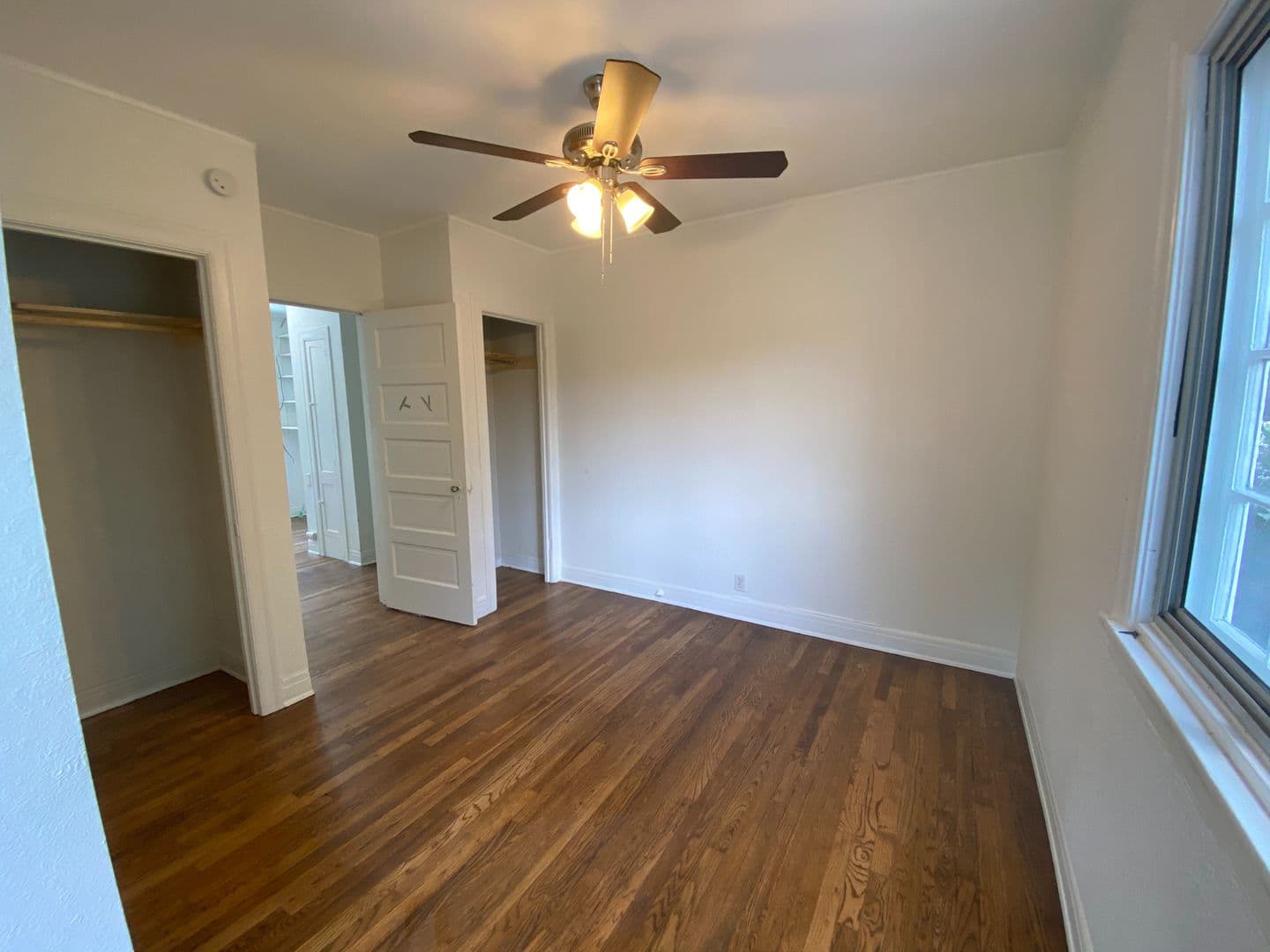 Austin House: 824 East 30th Street