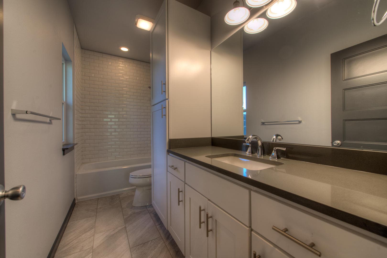 Austin Apartment: 3704 Harmon Ave