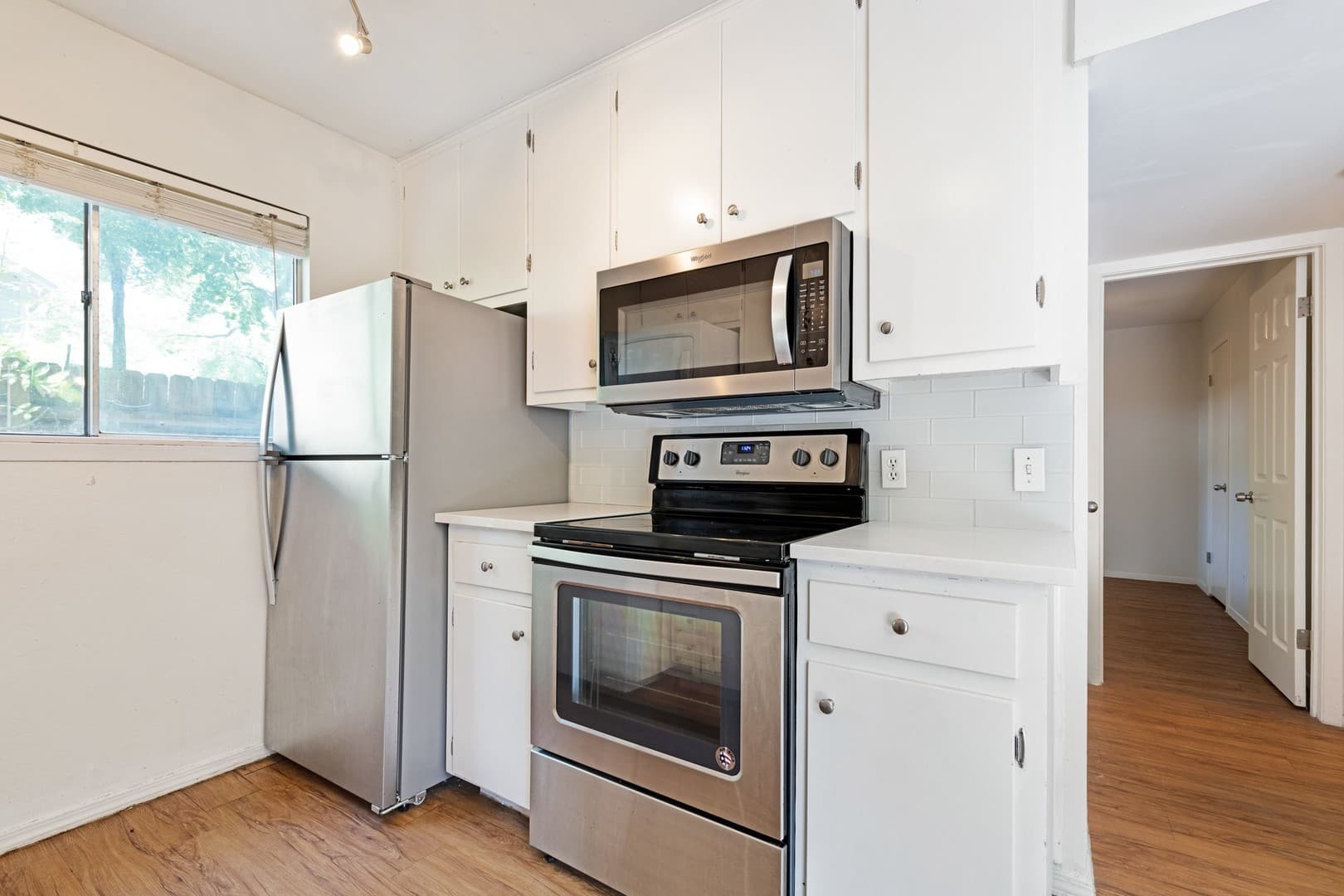 Austin Apartment: 607 E 43rd Street
