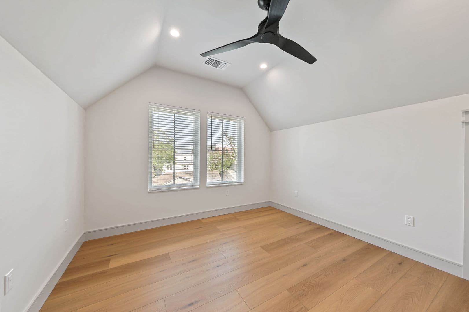 Austin Apartment: 917 E 37th Street