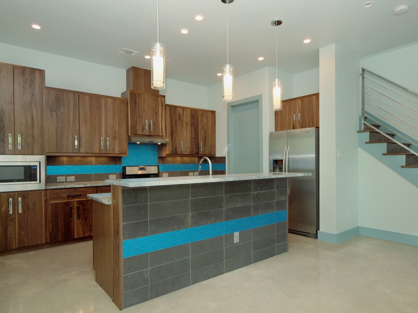Austin Apartment: 306 Franklin Blvd