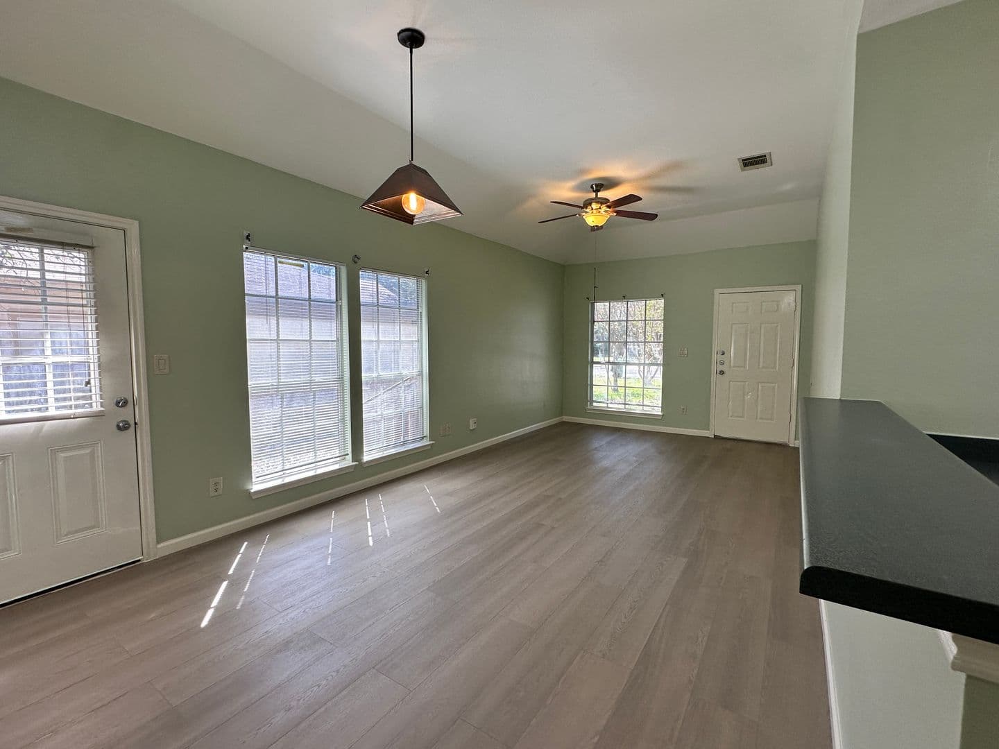 Austin Apartment: 8706 Weiser