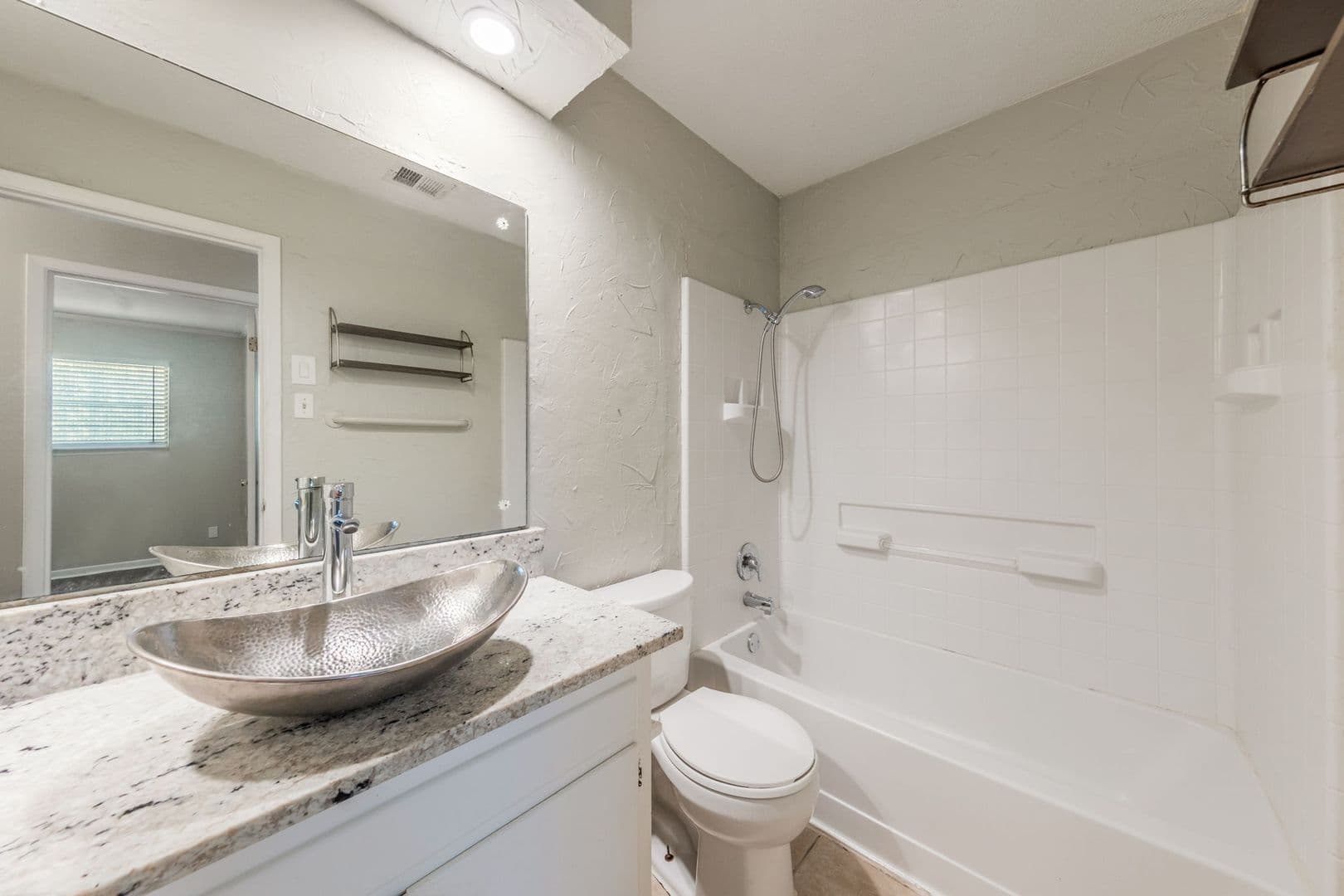 Austin Apartment: 1003 West Martin Luther King, Jr Blvd.
