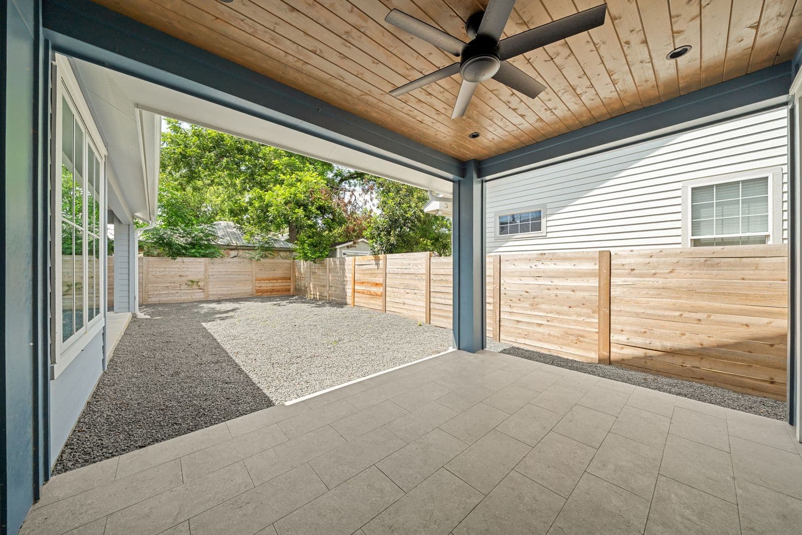 Austin House: 3900 Becker