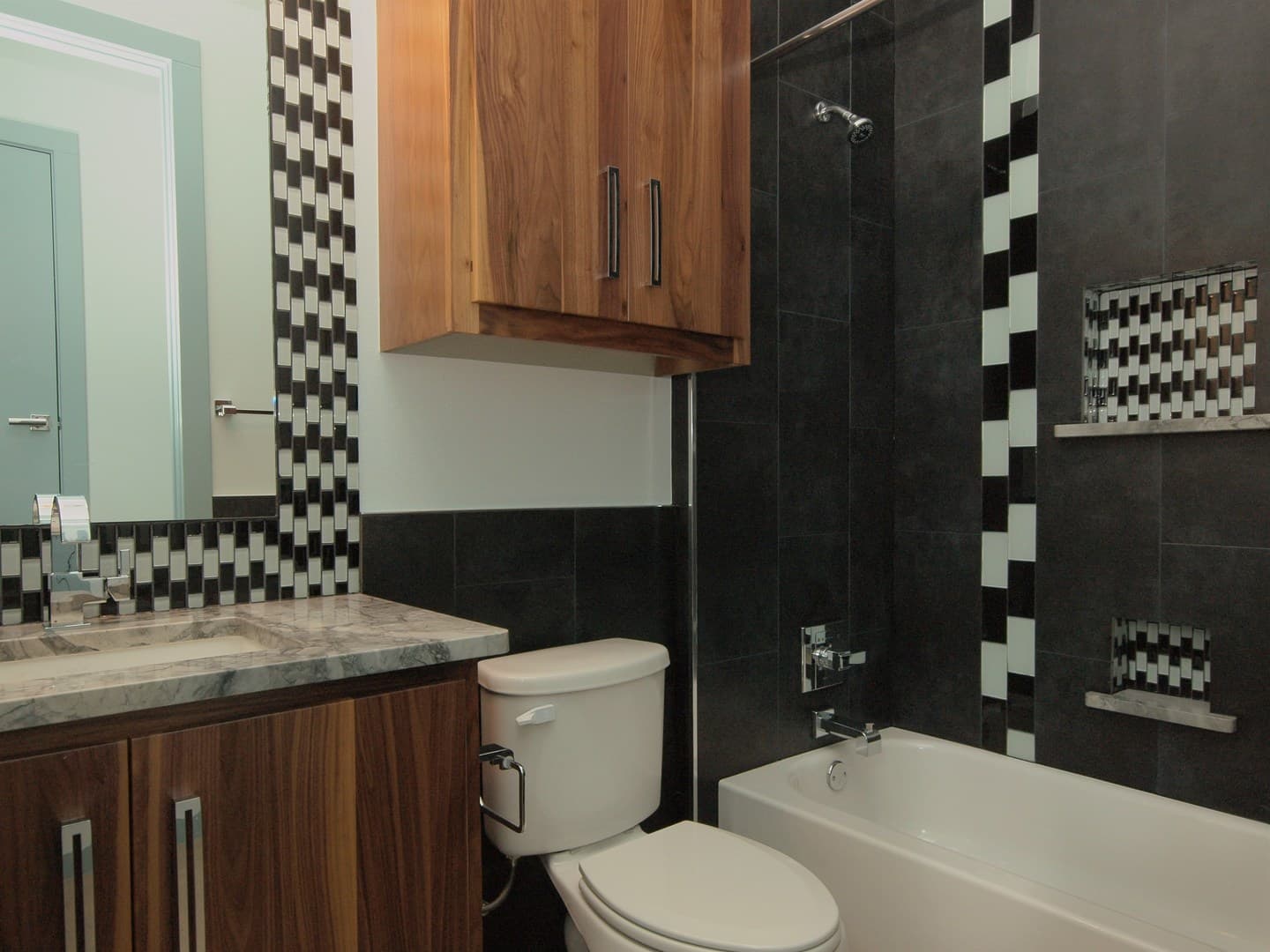 Austin Apartment: 306 Franklin Blvd