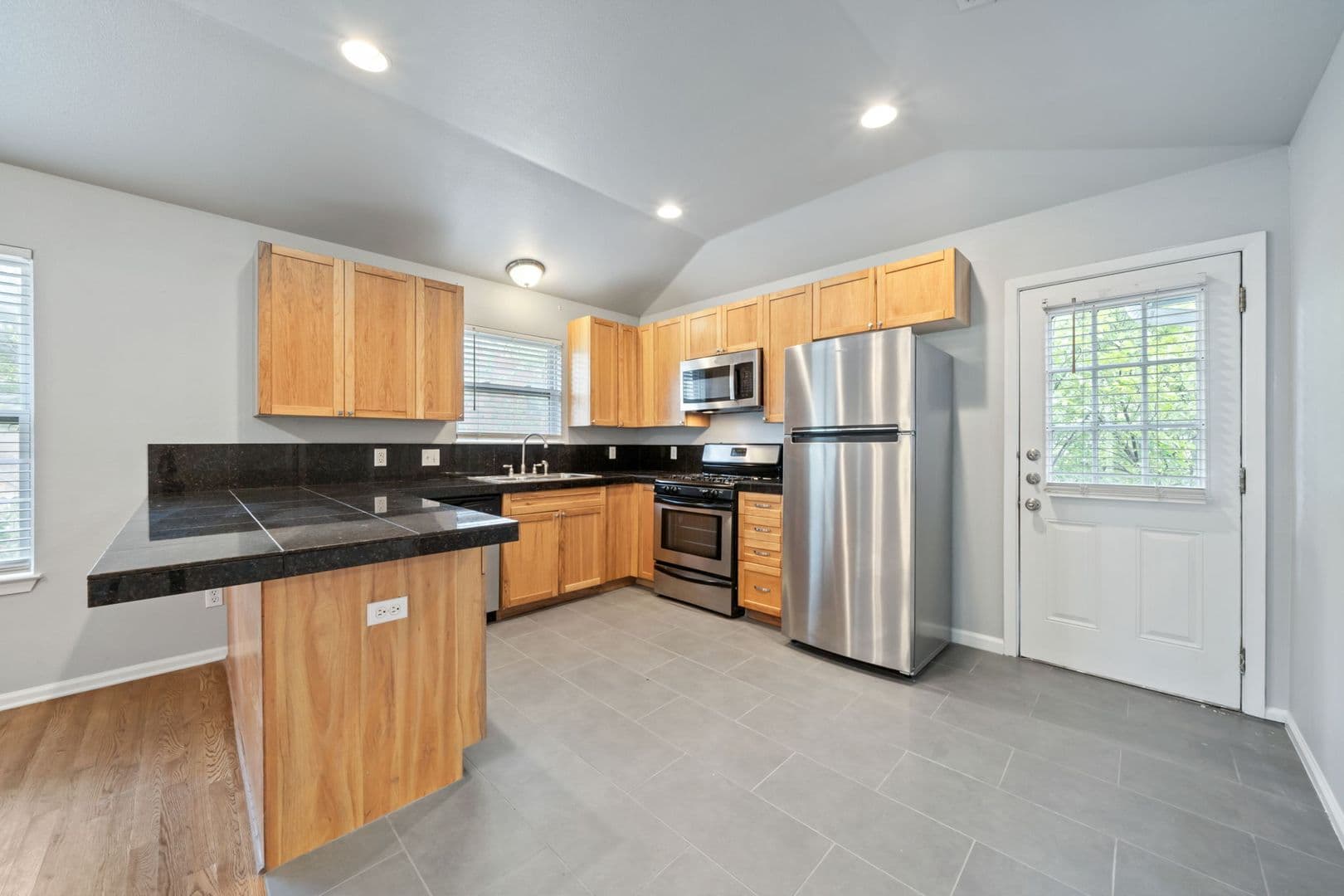 Austin Apartment: 4612 Bennett Avenue