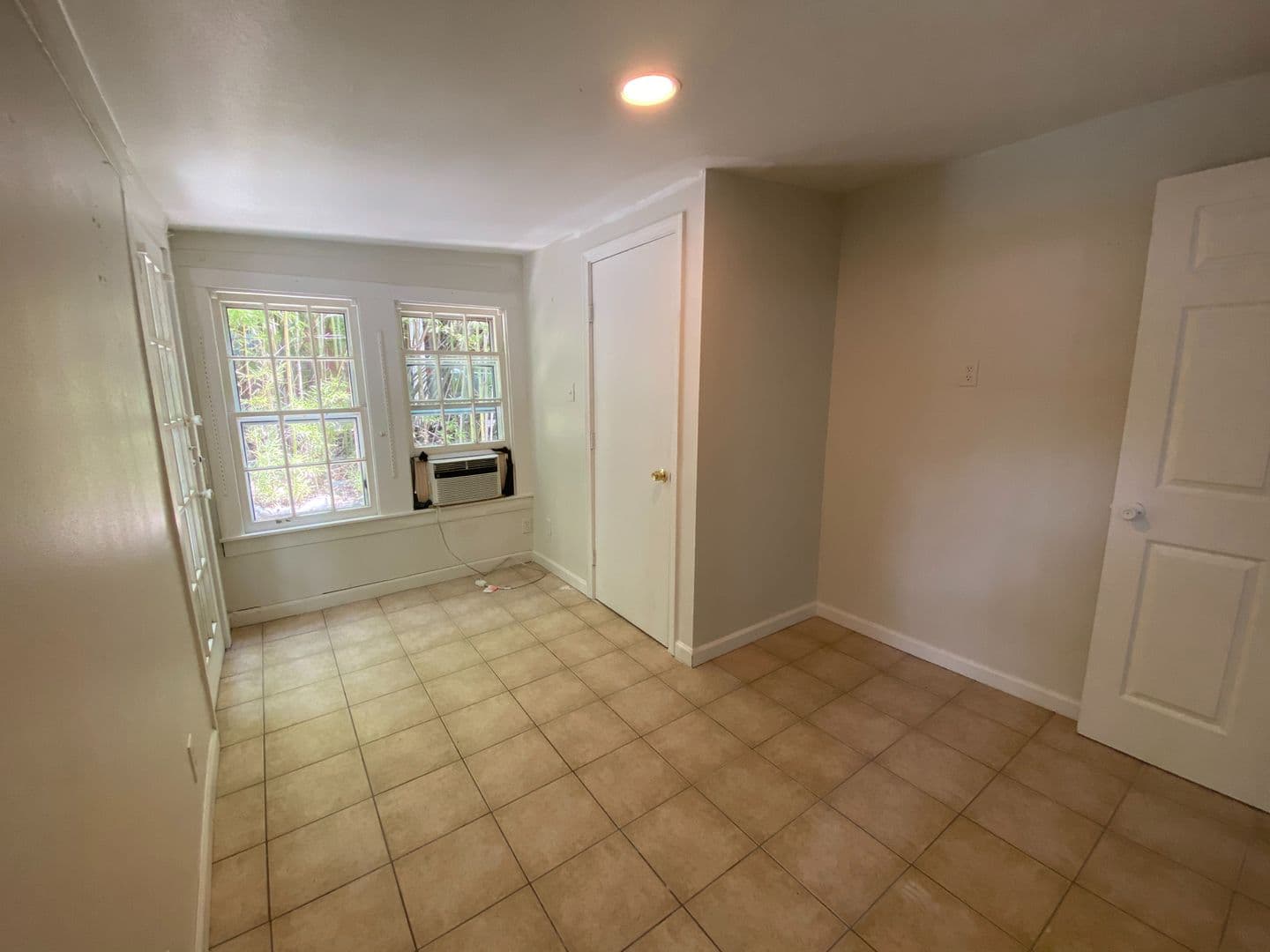 Austin House: 824 East 30th Street