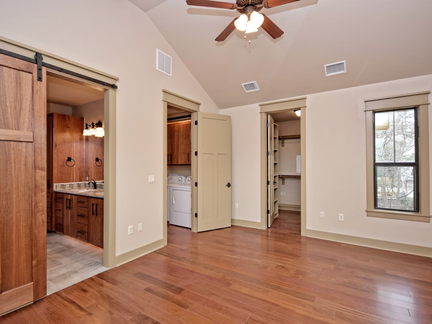 Austin Apartment: 716 Harris Avenue