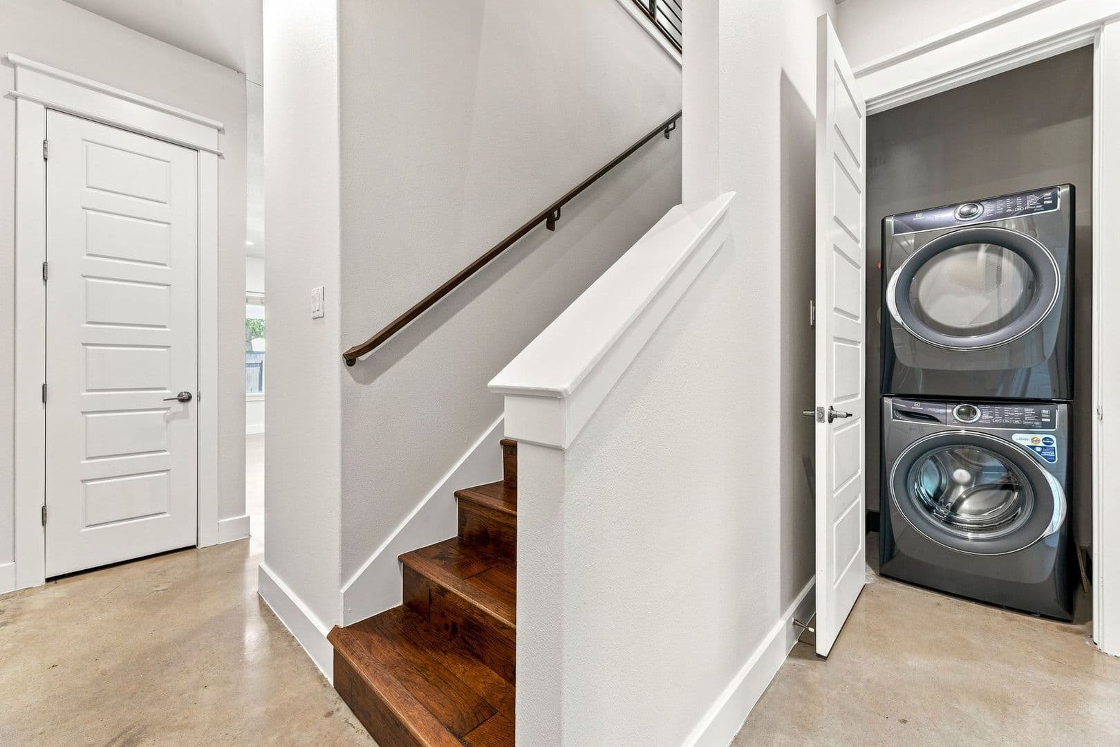 Austin House: 923 East 37th Street