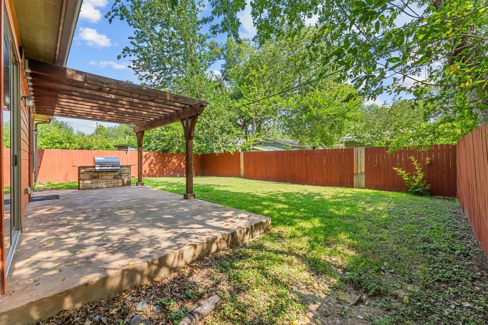 Austin House: 304 Zennia Street
