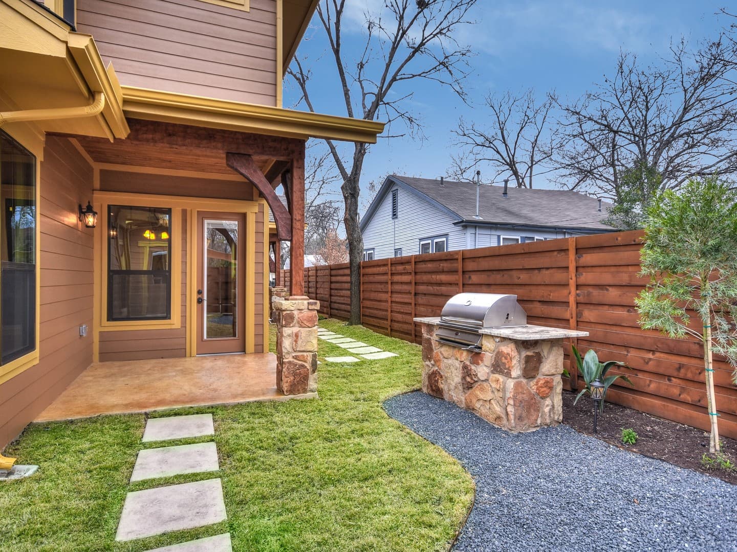 Austin Apartment: 716 Harris Avenue