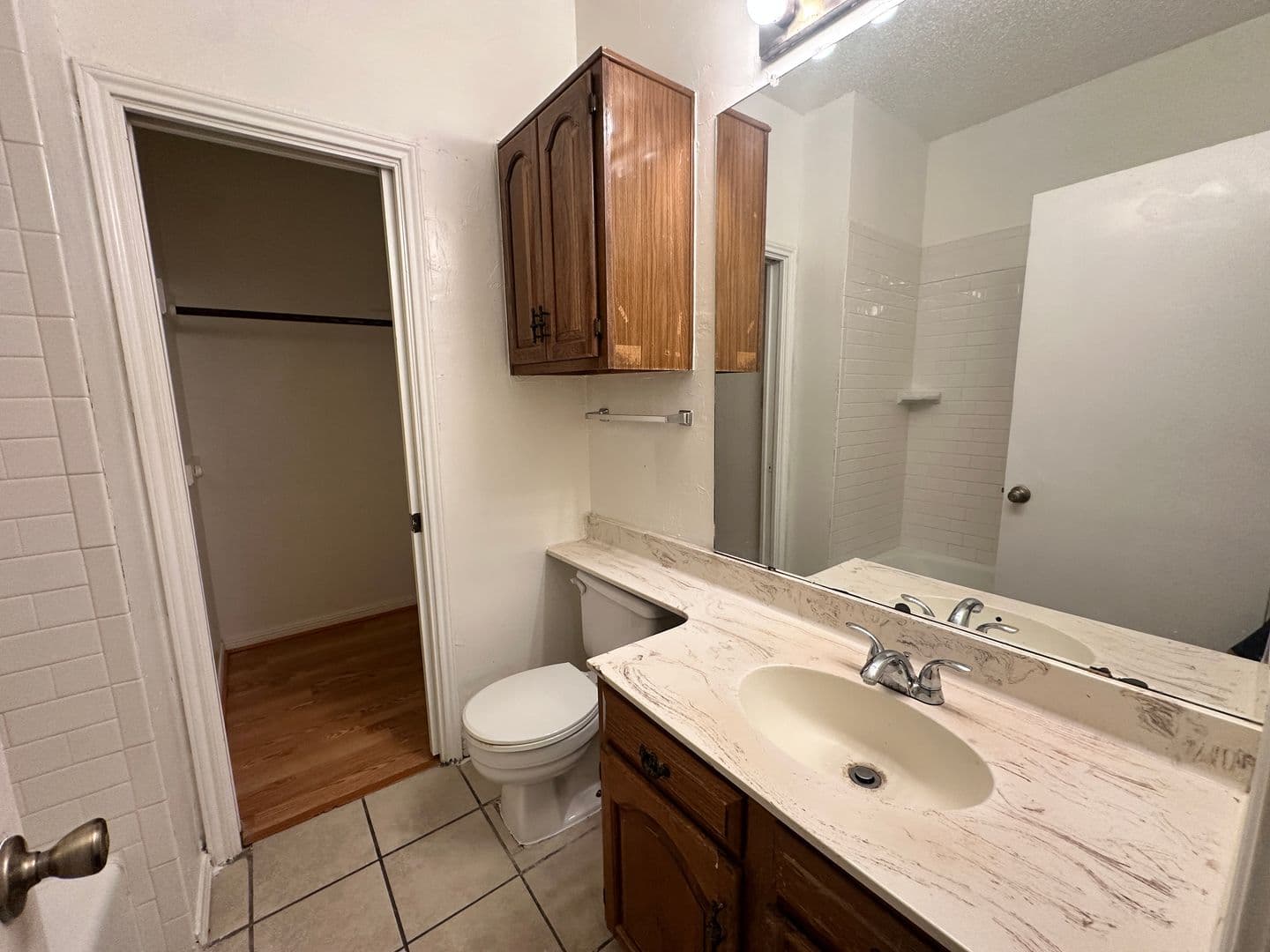 Austin House: 1906 Robbins Place, #308