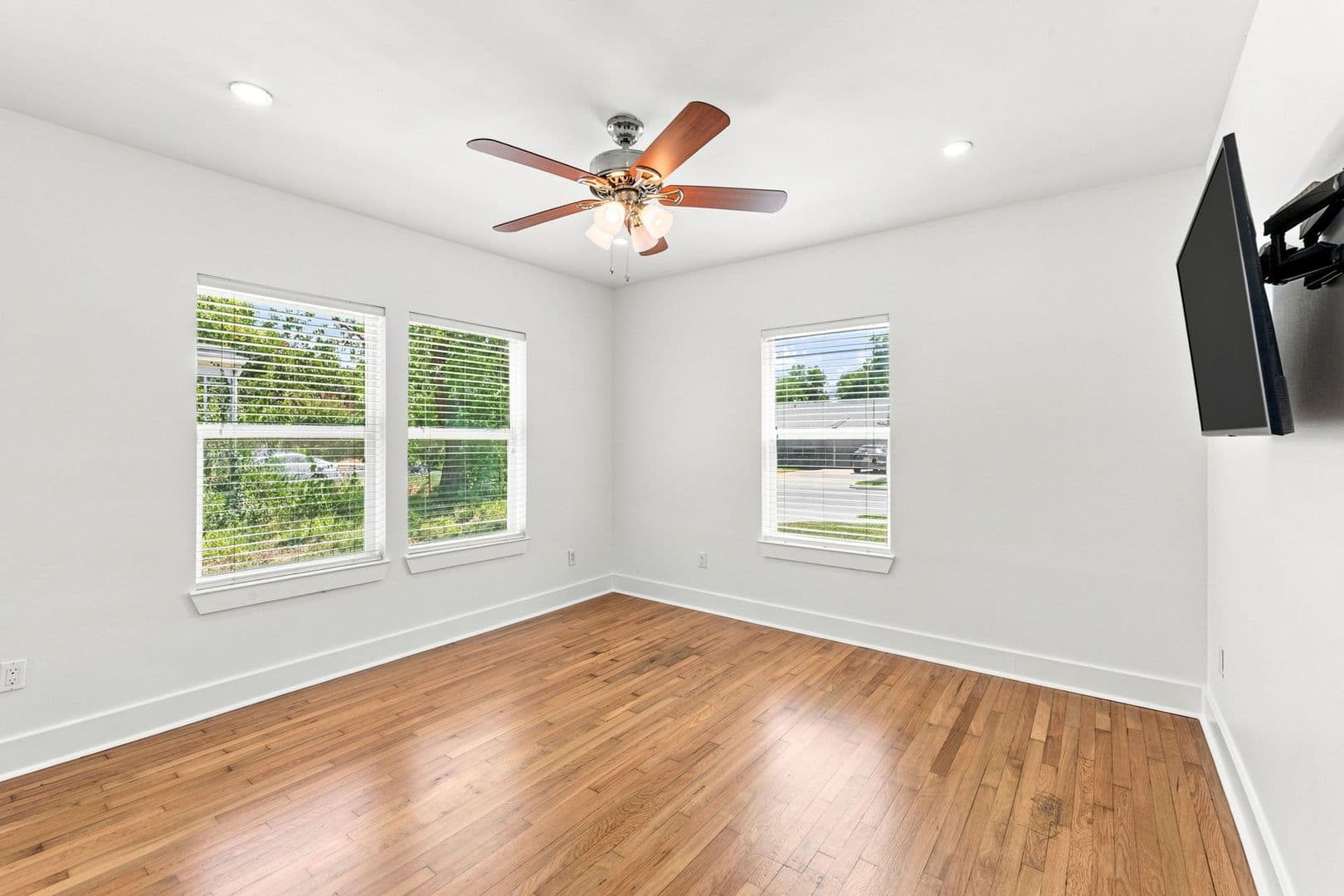 Austin House: 912 East 38th Street