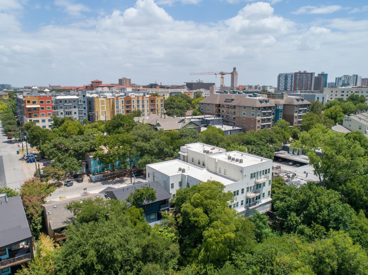 Austin Apartment: 2710 San Pedro Street