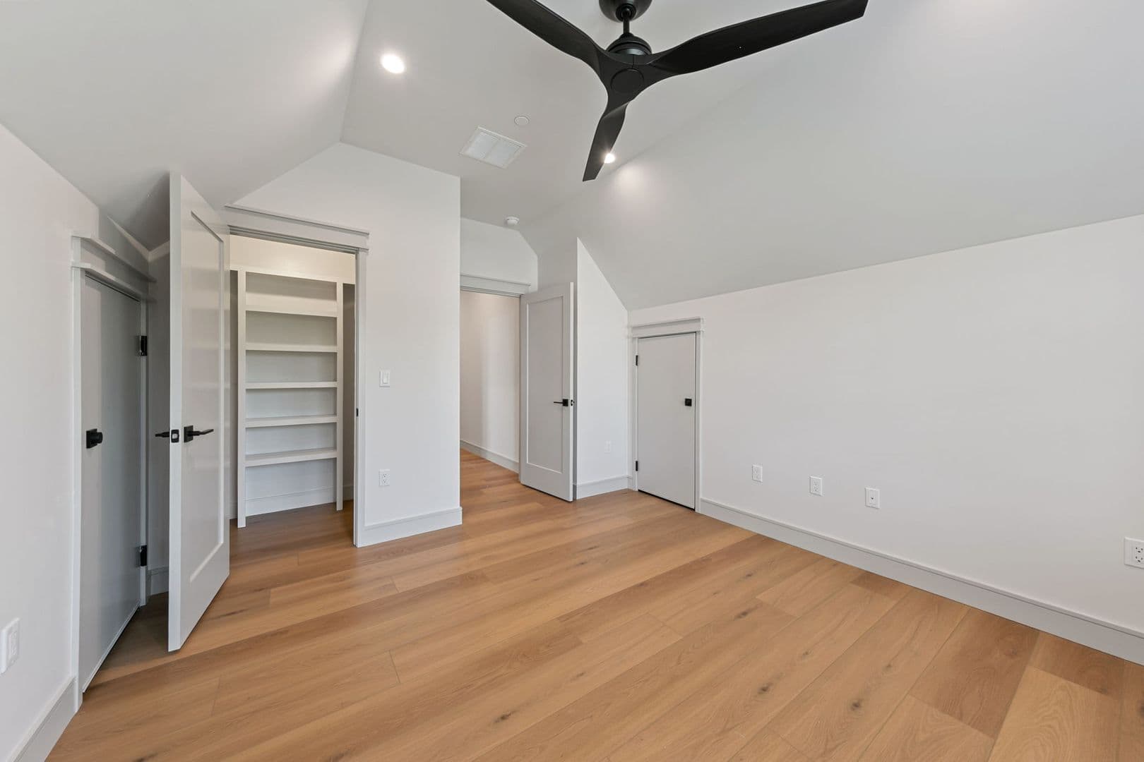 Austin Apartment: 917 E 37th Street