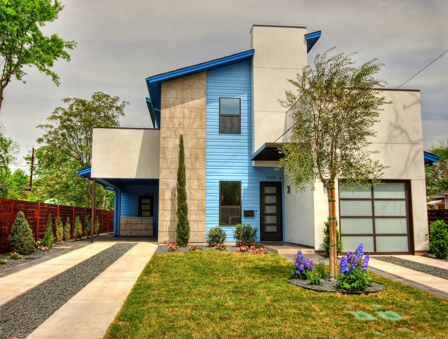 Austin Apartment: 306 Franklin Blvd