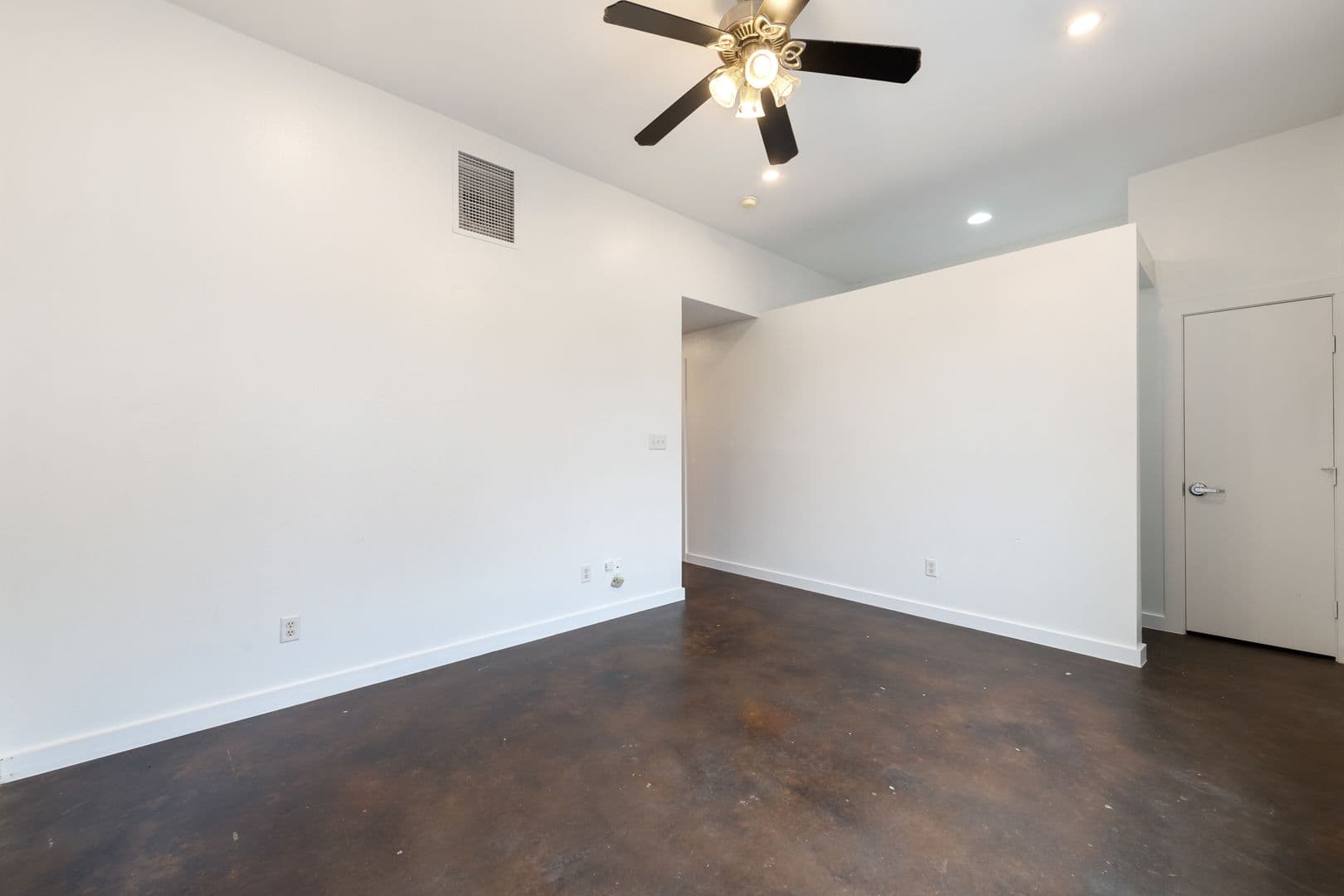 Austin Apartment: 2601 East 7th Street