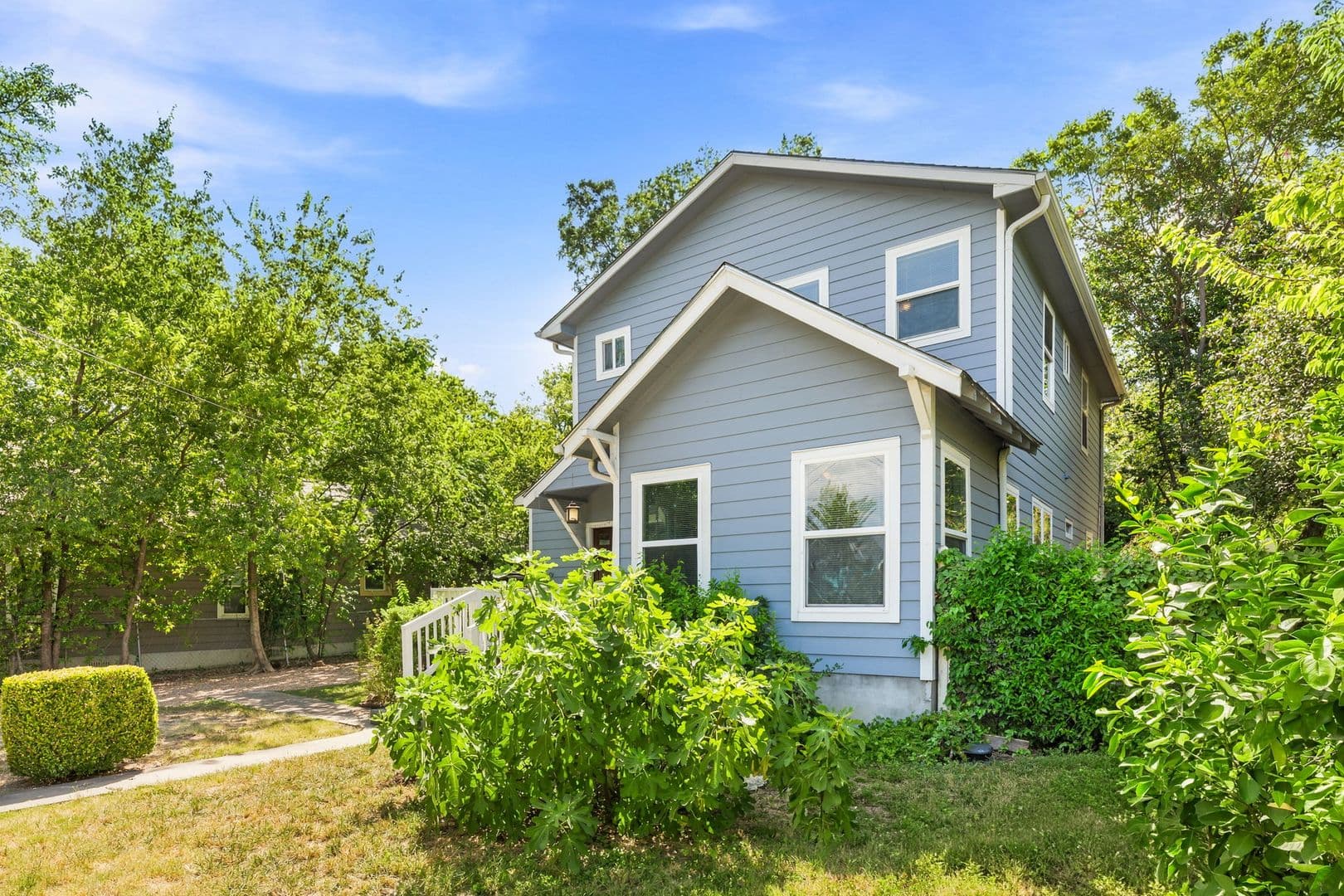 Austin House: 4802 Clarkson Avenue