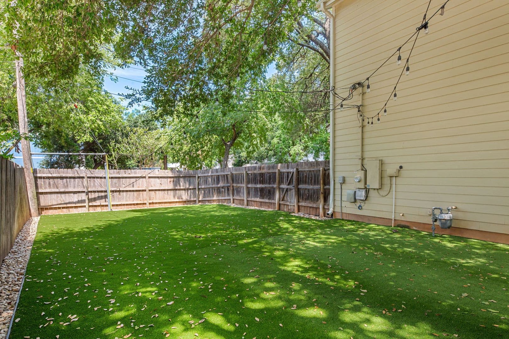 Austin House: 923 East 37th Street