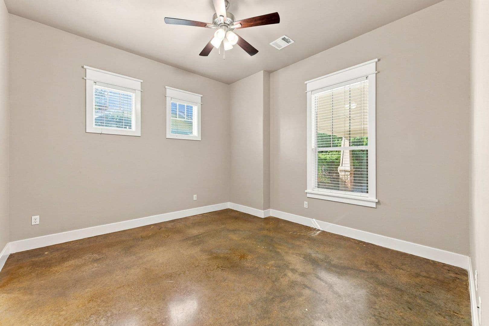 Austin House: 609 W 30th Street