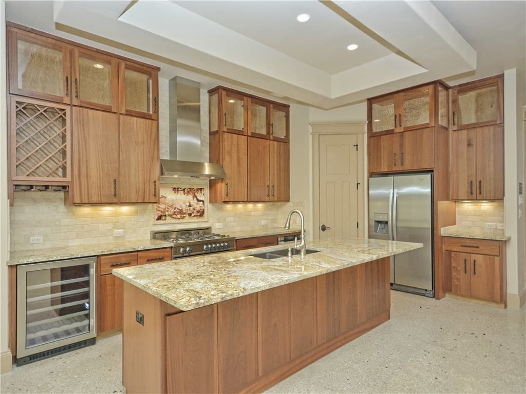 Austin Apartment: 722 Harris Avenue