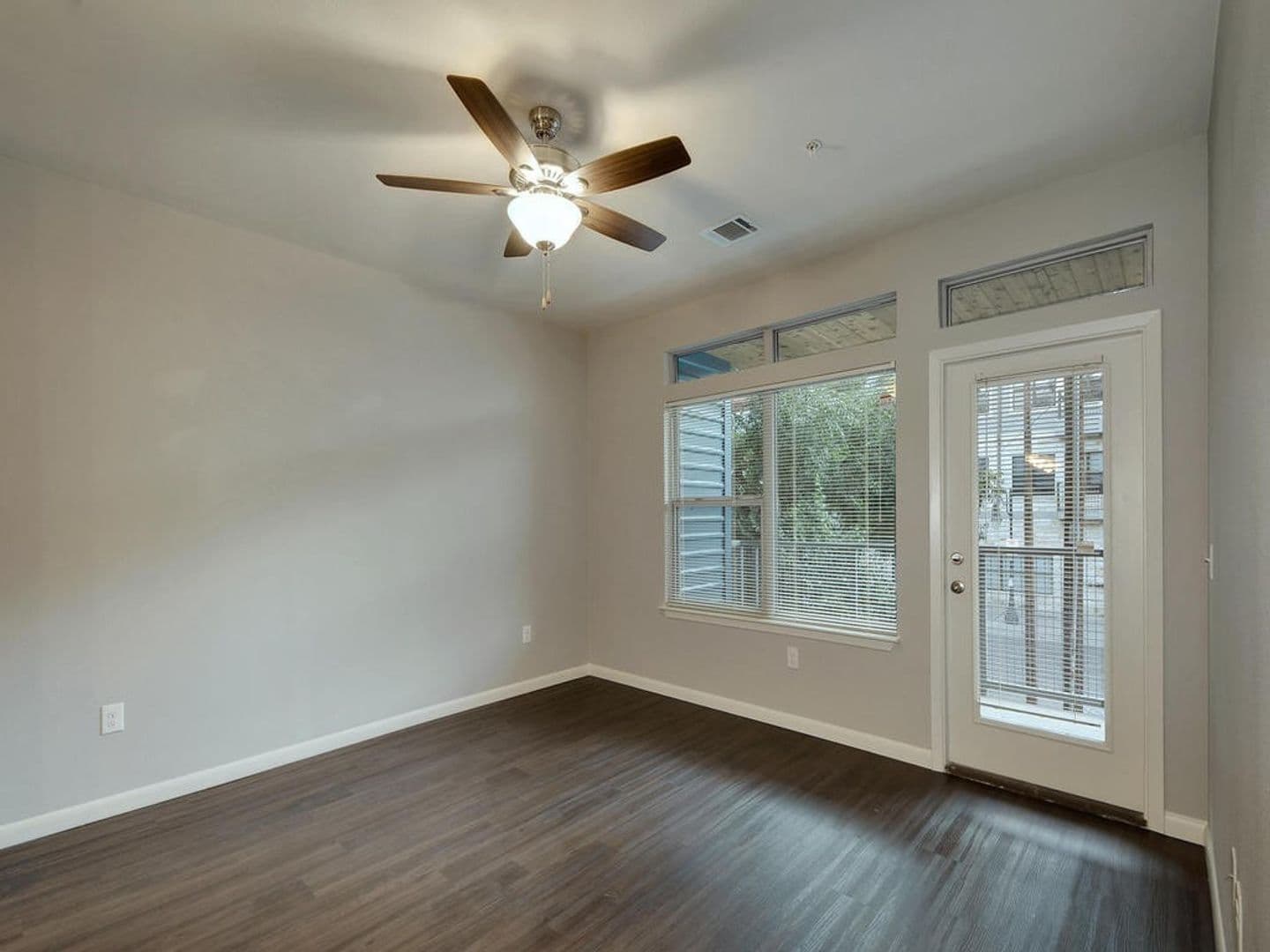 Austin Apartment: 2822 Rio Grande Street