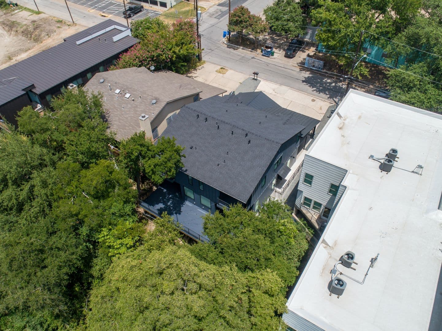 Austin Apartment: 2710 San Pedro Street