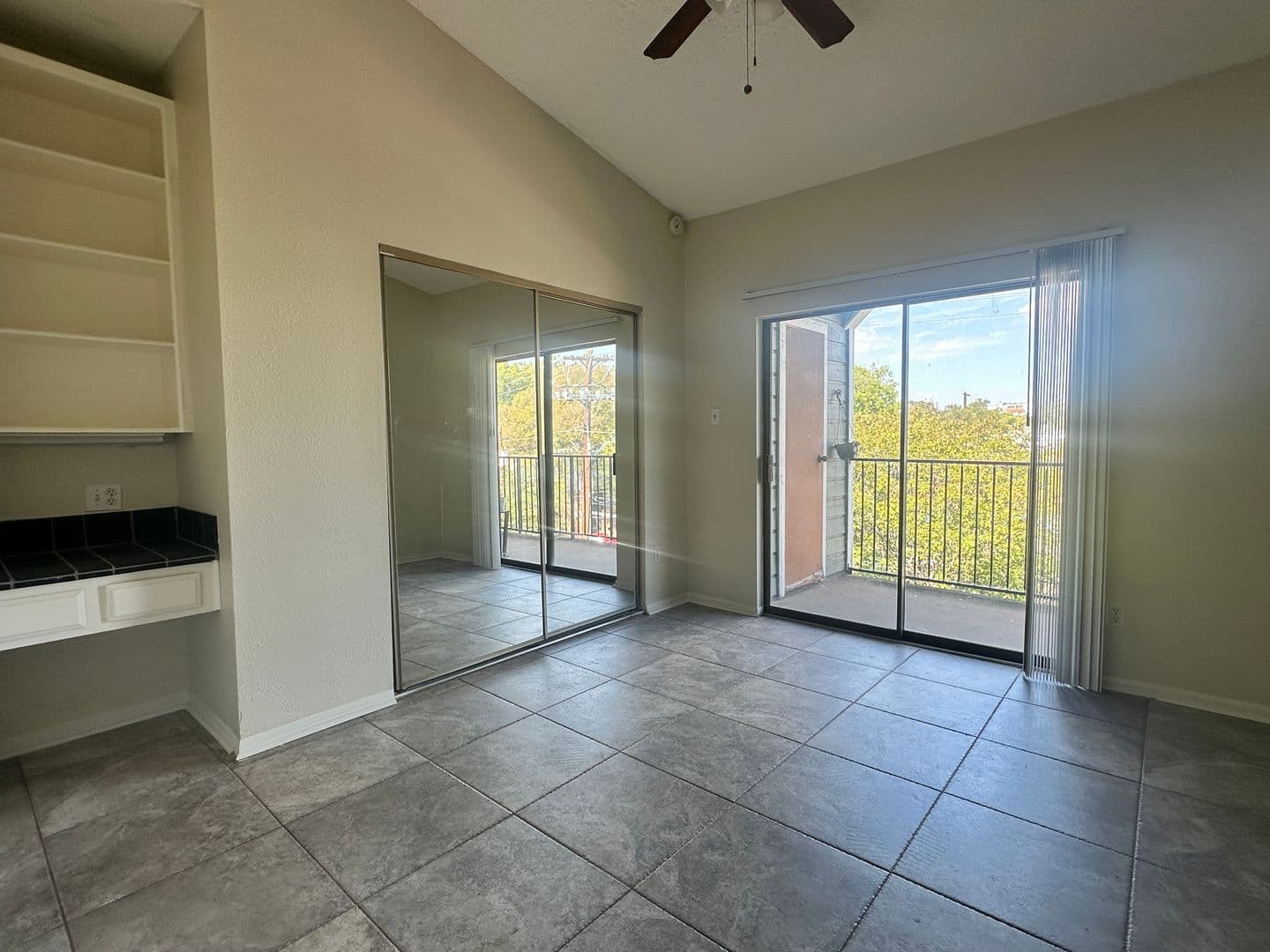 Austin House: 2901 San Jacinto #304